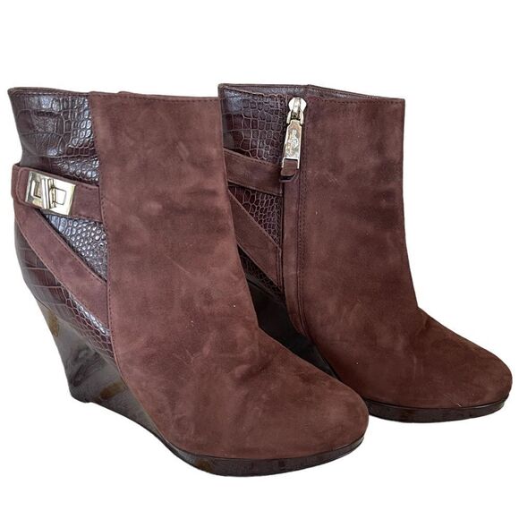 Cole Haan Women’s Brown Ankle Booties Size 8 Suede Holiday Fall Winter - Picture 1 of 14